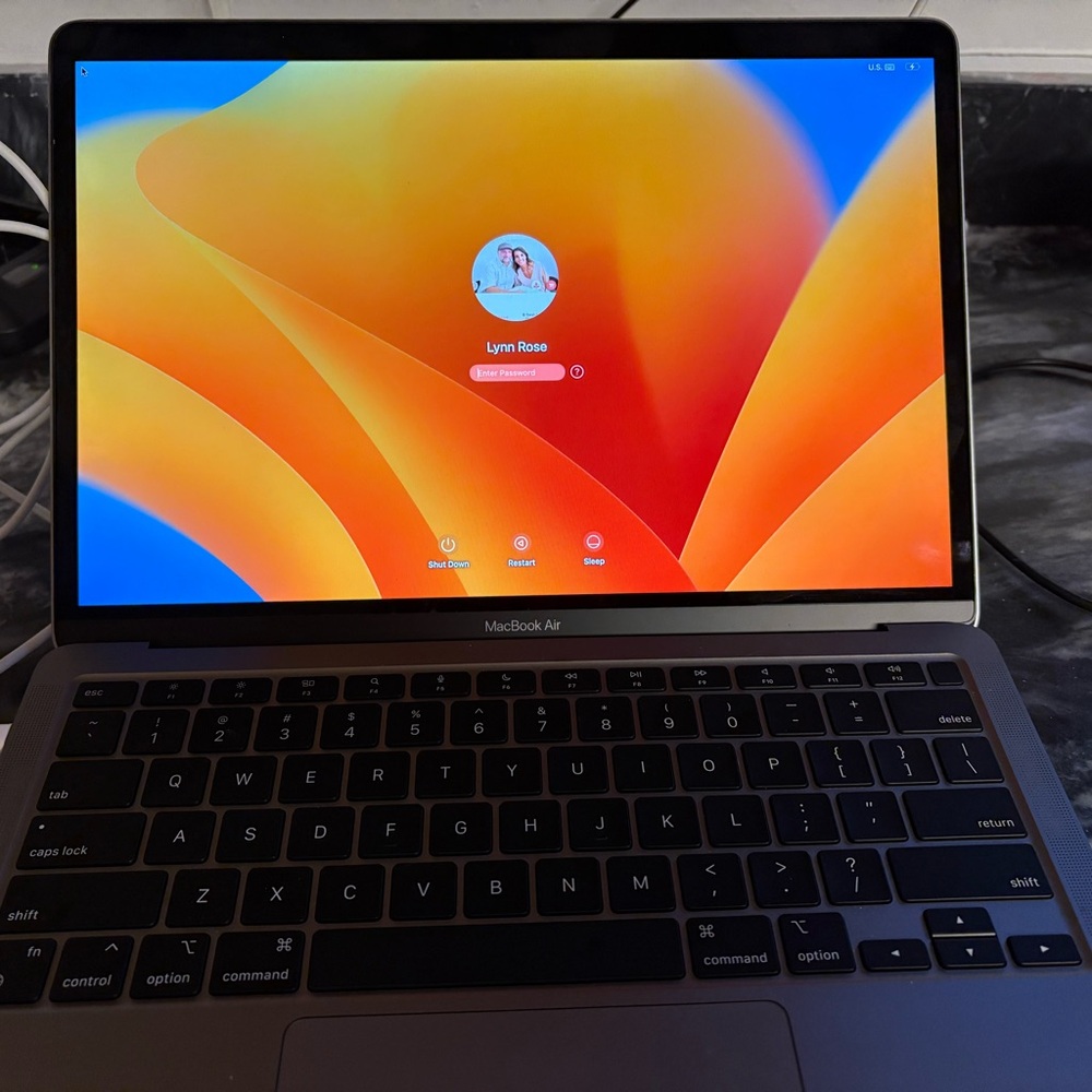 Apple MacBook Air - Silver
